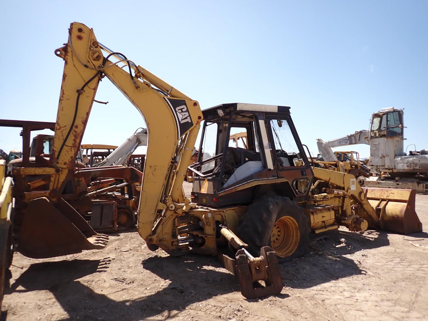 ./imagenes/INVOICE/2019/16530/RETROEXCAVADORA CAT446_ PARA REFACCIONES (45).JPG